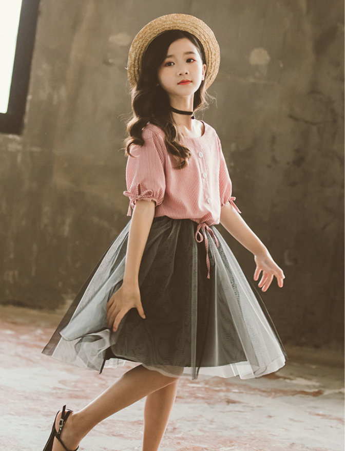 Girls' Summer Outfit Set with Sleeveless Dress Top