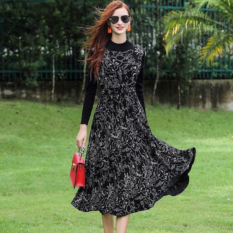 Jacquard Long-sleeved Wool Dress for Elegant Look