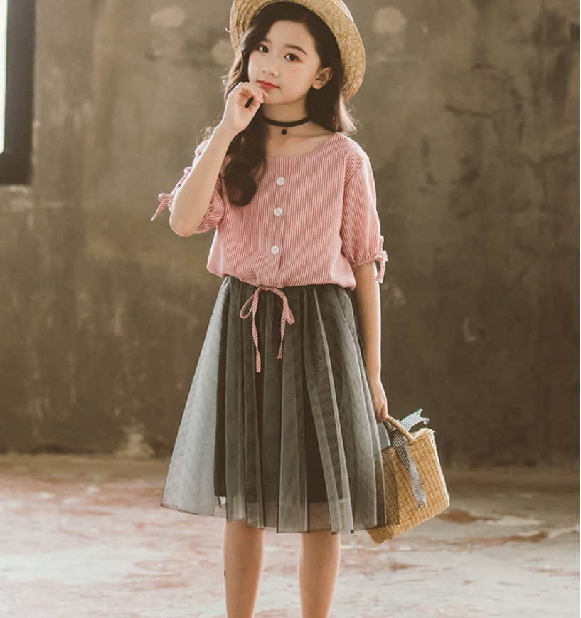Girls' Summer Outfit Set with Sleeveless Dress Top