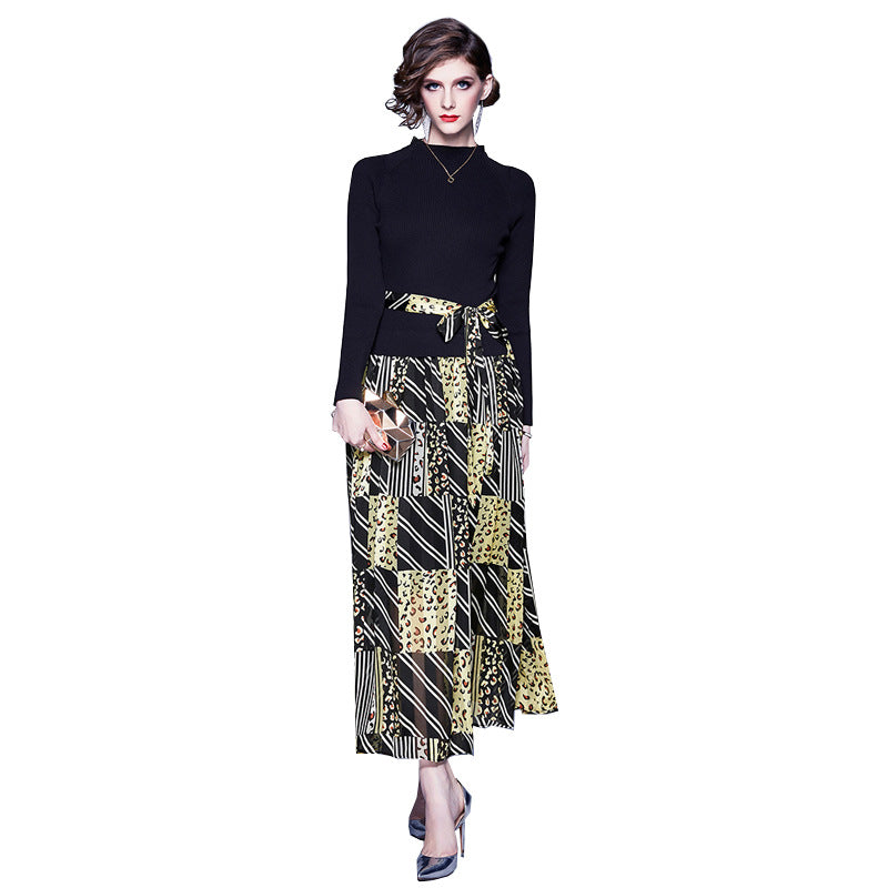 Black Dress with Long Sleeves and Color Block Design
