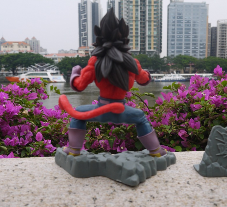 Dragon Ball GT Super Saiyan 4 Vegeta Figure Model